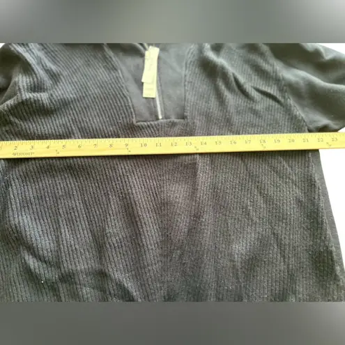 Tahari Women's 1X Navy Blue Ribbed Funnel Neck Half-Zip Pullover Sweater