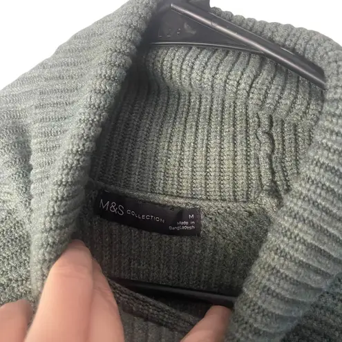 M & S Collection Women's Size Medium Green Tight Knit Turtle Neck Sweater