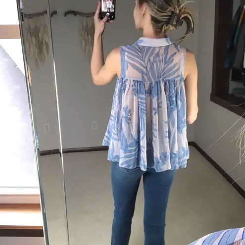 LC Lauren Conrad Lauren Conrad: Floral Sheer Tank top