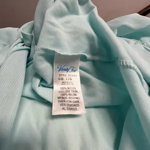 Vanity Fair Vintage 1970’s Robe