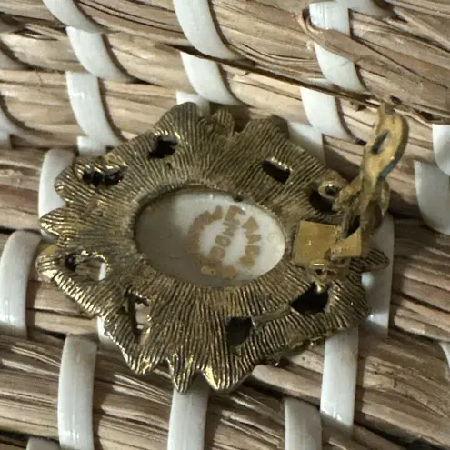 Handmade Limoges 1940s Hand Painted VTG Cameos Clip Earrings Pat 156492