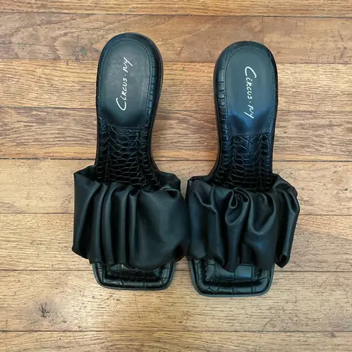 Circus by Sam Edelman Slade Pleated Square Toe Heels - Size 7.5