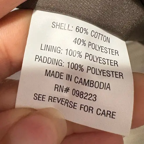 Magellan outdoors 🆕 Magellan Women's Camouflage Jacket Size S