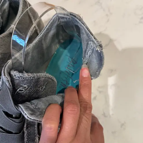 blowfish  Malibu Mamba Wedge Sneaker camo gray size 9  casual canvas side zip