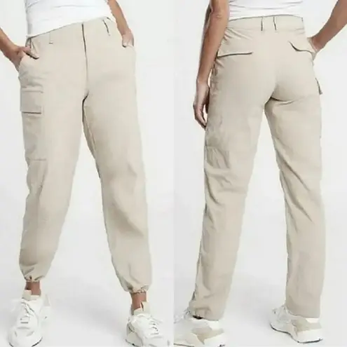 Athleta  Trekkie Utility Cargo Pant in Tan Size 22