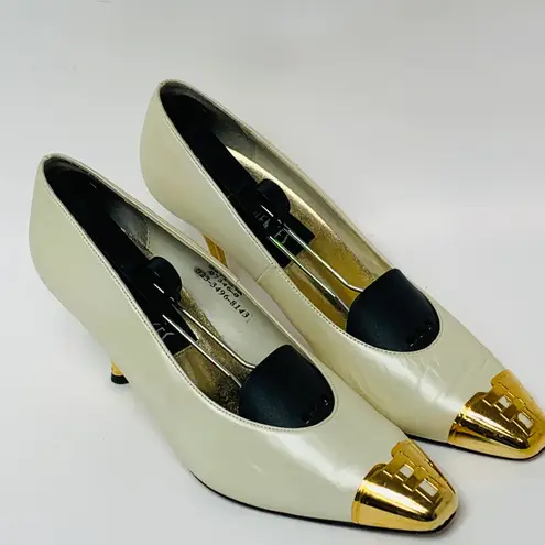 & Other Stories Ladies Dress shoes Cream And Gold 