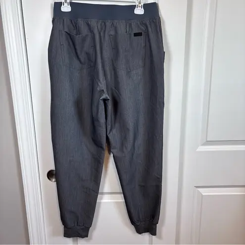 Peelz Scrubs Kira style 4 pocket jogger pants, color Grey size Medium NWT Gray