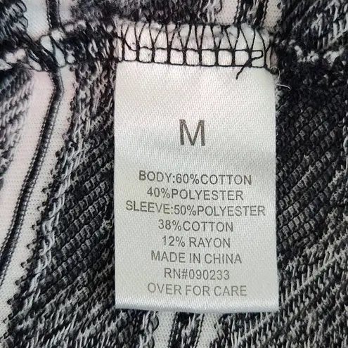 Black and White Print Baseball Tee Size Medium Women's Star Wars Top