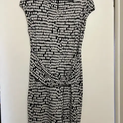 Hugo Boss π₯ Boss Black & White Geometric Dress β Size Large π₯