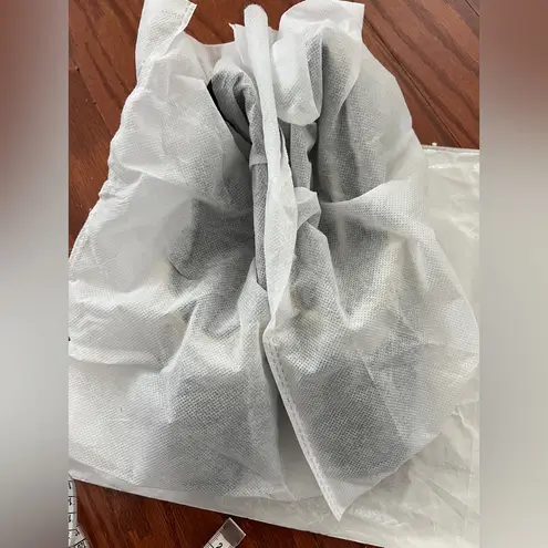 Elegant Black Women's Shoes with Gold Accents Size 6