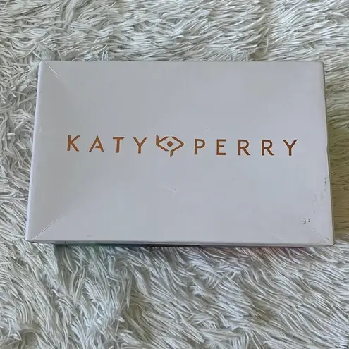 Katy Perry The Kerry Novelty Canvas Strawberry Women’s Slip-Ons size 7.5M