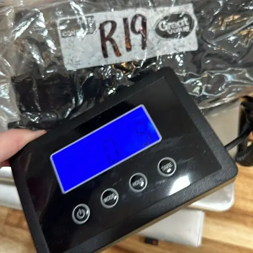 Lululemon Womens Pants 6 Black Athletic Workout Crop Dance Loose Pull On Gym