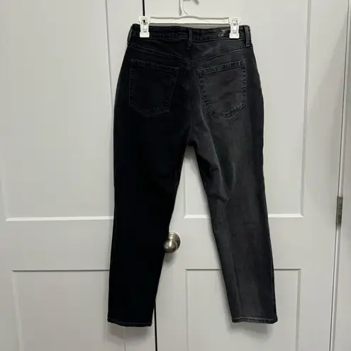 Hollister  Women's Curvy Two Tone Faded Black High Rise Mom Jeans Size 7R / 28