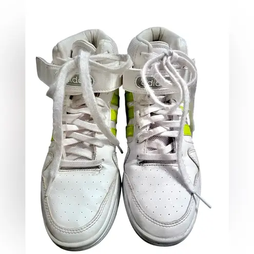 Adidas  Postmove Mid Cloud Sneakers Women’s 7 Mid-Top GW0459 Athletic Basketball