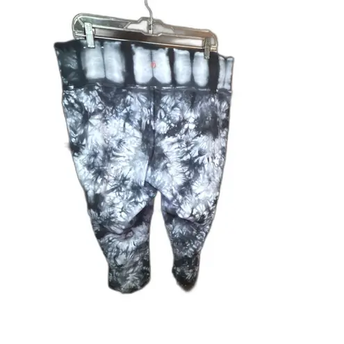 Livi Active by Lane Bryant Tie