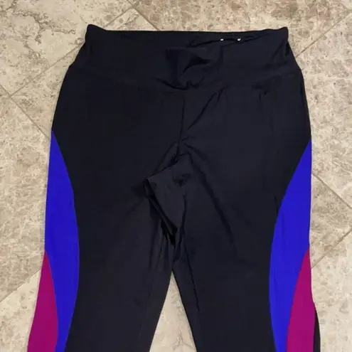 Lane Bryant Livi  High-Rise Color Block 7/8 Leggings Size 18/20