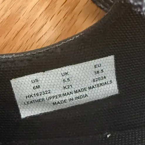 Hush Puppies Hush Puppies Mary Jane Shoes Black Patent Leather Strap women size 6M