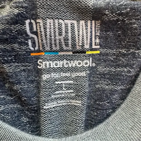 Smartwool Intraknit Active Short Sleeve Women's Large
Slim Fit Top