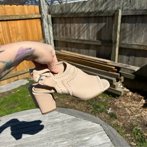 DONALD PLINER Penny Open Toe Slingback Mule In Putty size 5.5 Tan