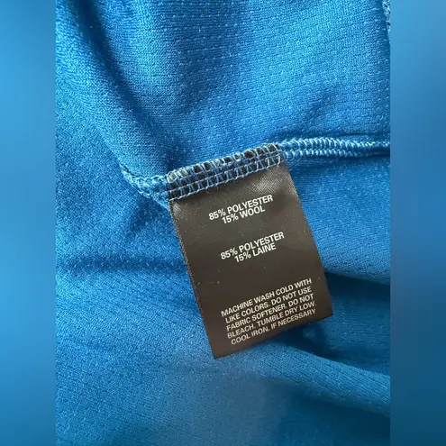 OGIO Long Sleeve Shirt Women’s Size Large Blue Polyester Wool Blend Thin Soft