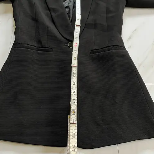 Reiss Single button Black textured black with black and gold-tone buttons size 4