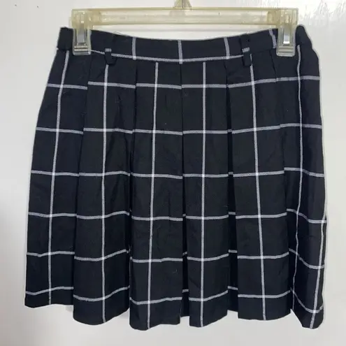 Hot Topic  Skirt Womens Medium Black Plaid Mini Y2K Goth Emo School Girl Academia