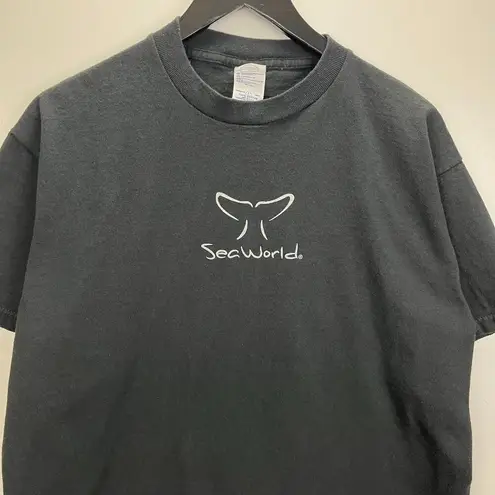 SeaWorld Whale Tail Y2K Black T