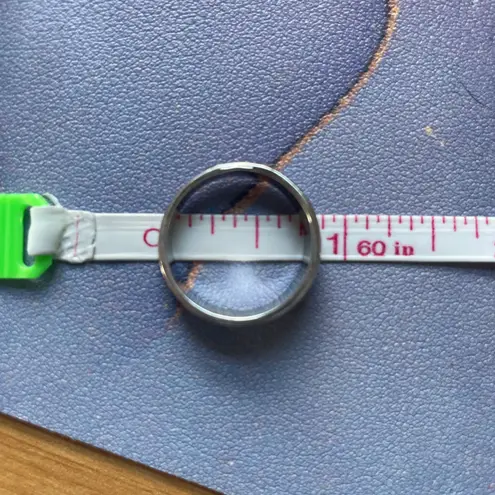 Silver Tone Wave Pattern Ring Band Boho Beach Jewelry Size 8 Coastal Tribal 90s