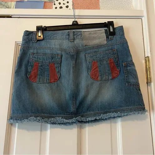 Dolce & Gabbana y2k Frey Hem Denim Mini Skirt with Contrasting Pockets