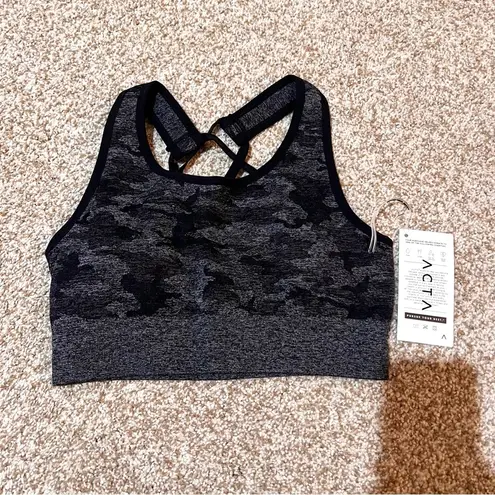 ACTA NWT  Seamless Camo Sports Bra Black and Grey Size Medium