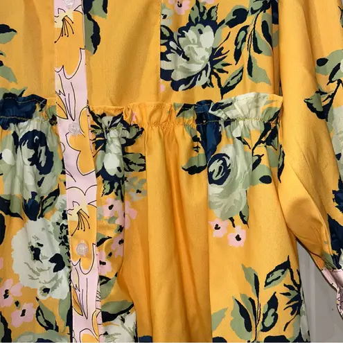 Sunday Up Floral Yellow Button - Image 5