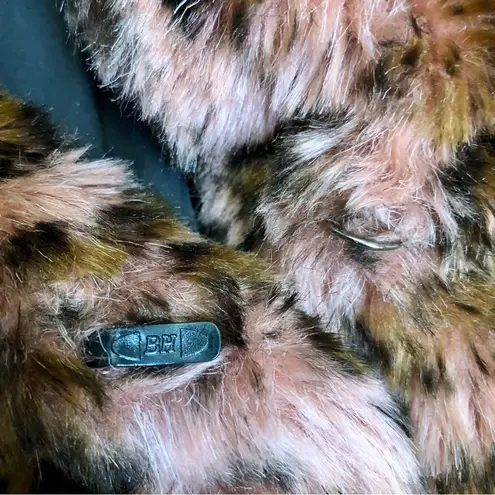 Unreal Fur Faux Dark Pink Urban Tiger Teddy Coat Jacket Mob Wife Aesthetic Furry
