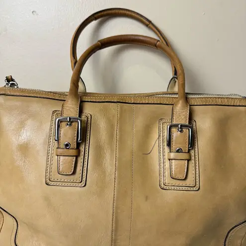 Coach  Hamilton Buckskin Camel Leather F13811
Travel Bag