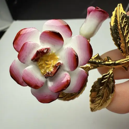 Pink & White Porcelain Rose Bud Flower Stem Brooch Pin Gold Tone Signed CR