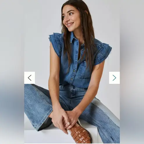 Anthropologie  Pilcro Ruffle Button Down Denim Blouse Sz Small EUC