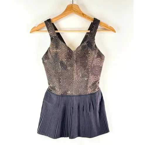 Lululemon Womens Top Brown Black City Tank Peplum V Neck Pleated Embellished 4