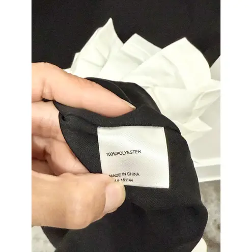 NWT Lea & Viola Pleated Round Neck Mini Sheath Dress Black Women's Size Small