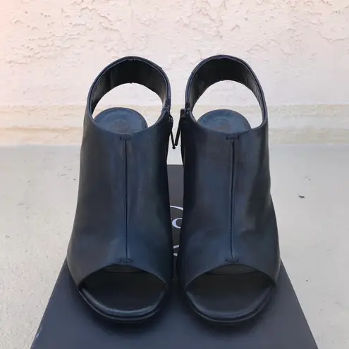 Alexander McQueen McQ Kingsland studded block heel slingback leather sandal 36