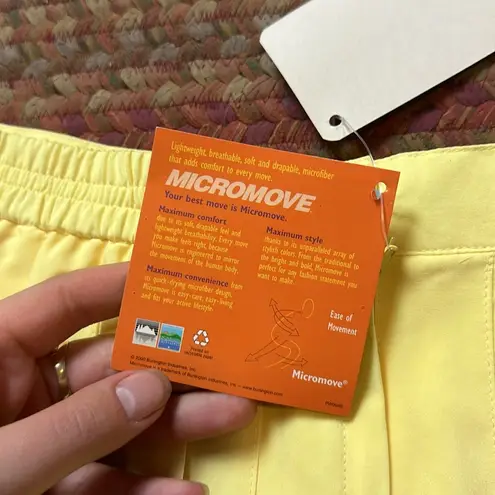 NWT VTG KAELIN PASTEL YELLOW PREP SCHOOL PLEATED MINI SKIRT Size M