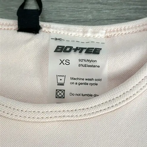 Bo + Tee Knockout Seamless Racerback Crop Top Sports Bra In Peach Size XS Pink