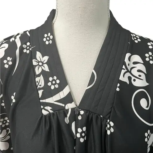 Anthony Richards Black White Floral Hawaiian SS 1/2 Zip Robe Loungewear Medium