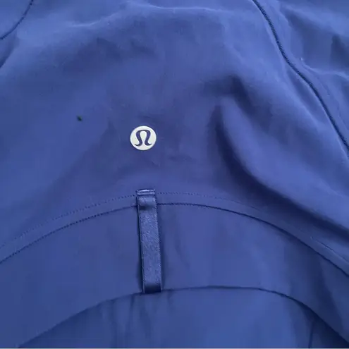 Lululemon  cropped define jacket size 6 lukspur