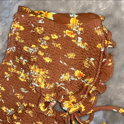 Xhilaration NWT  Smocked Ruffle Floral Bandeau Bikini Top S - Image 3