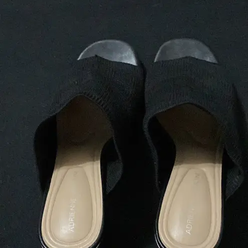 Adrienne Vittadini   Wo size 9.5 Black Textured STRETCH CLOTH Mules silver accent