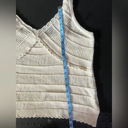Democracy Open Weave Stipe Knit Camisole in Off White. Size Large