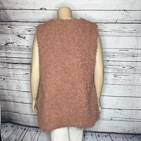 Southern Stitch NWT Size 2XL/3XL Dusty Pink Clasp Front Faux Fur Vest Jacket