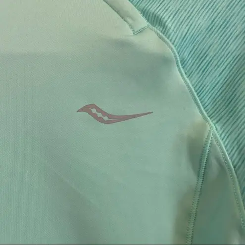 Saucony Women’s Dash Hoodie. Size XSmall. EUC