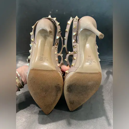 Valentino Garavani Valentino Rockstud Nude Beige Heels 39