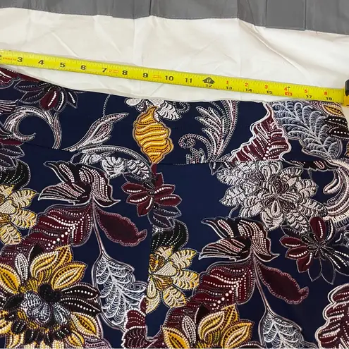 Roz & Ali Gold A-Line Skirt Knee-Length Casual, multicolor floral, size 1x.