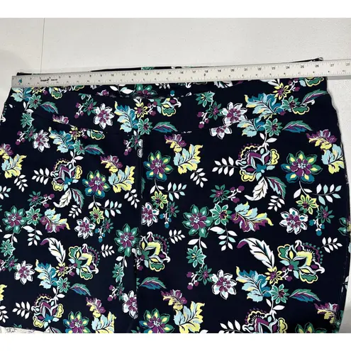 Sport Savvy Navy Floral Soft Stretchy Pull On Capri Pants Plus Size 5X Casual Blue